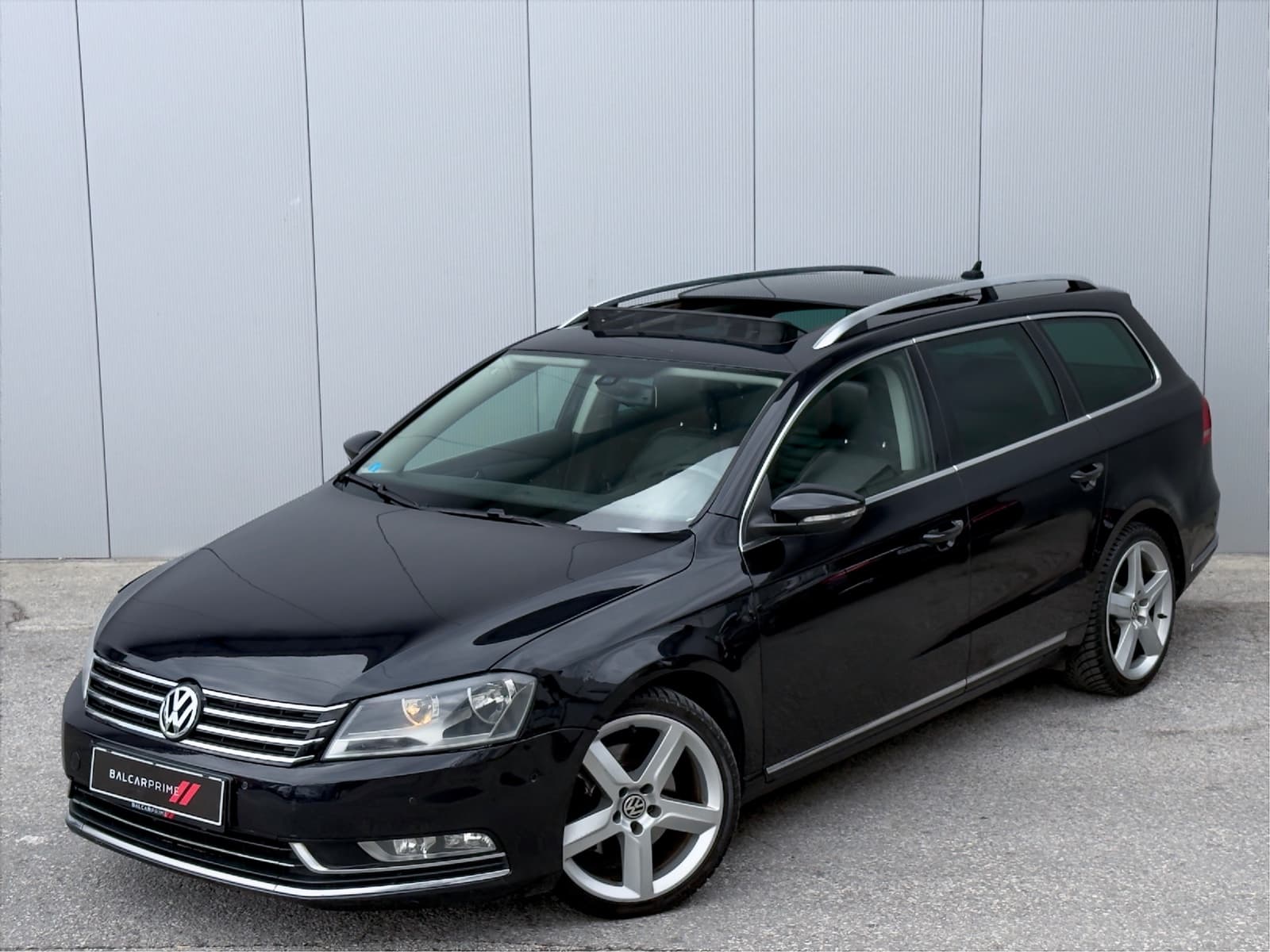 Volkswagen Passat 2011, naslovna fotografija